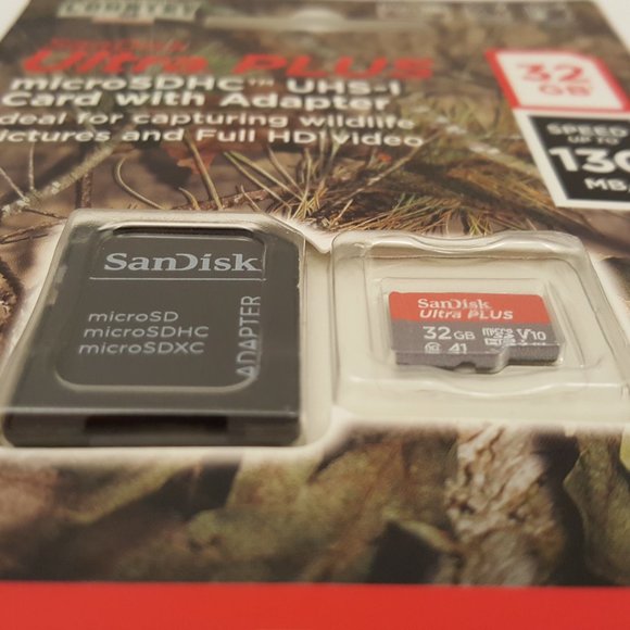SanDisk Ultra PLUS SDHC UHS-I 32GB Card w/ Adapter Class 10 - Picture 3 of 4